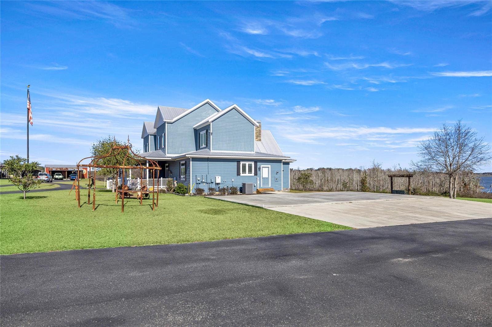 5251 SE 180TH AVENUE RD, OCKLAWAHA, FL — photo 3