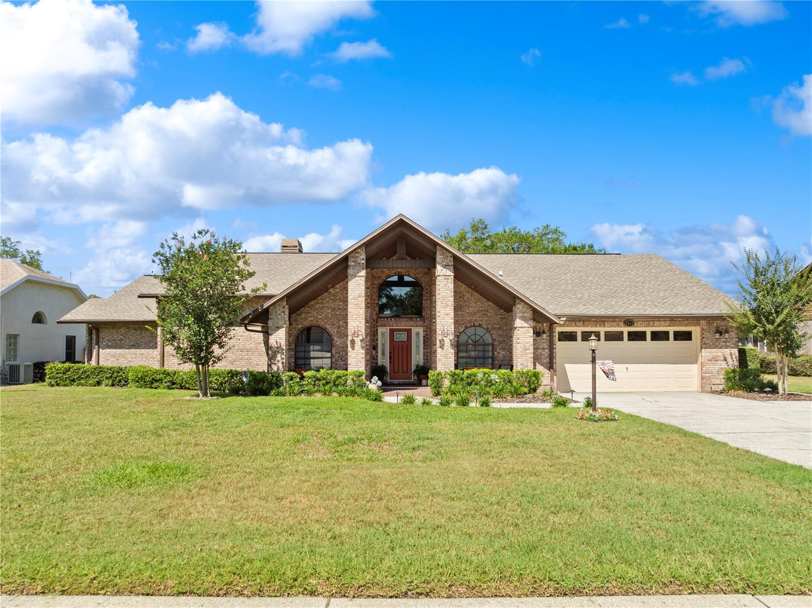 6219 HUNTINGTON DR, ZEPHYRHILLS, FL