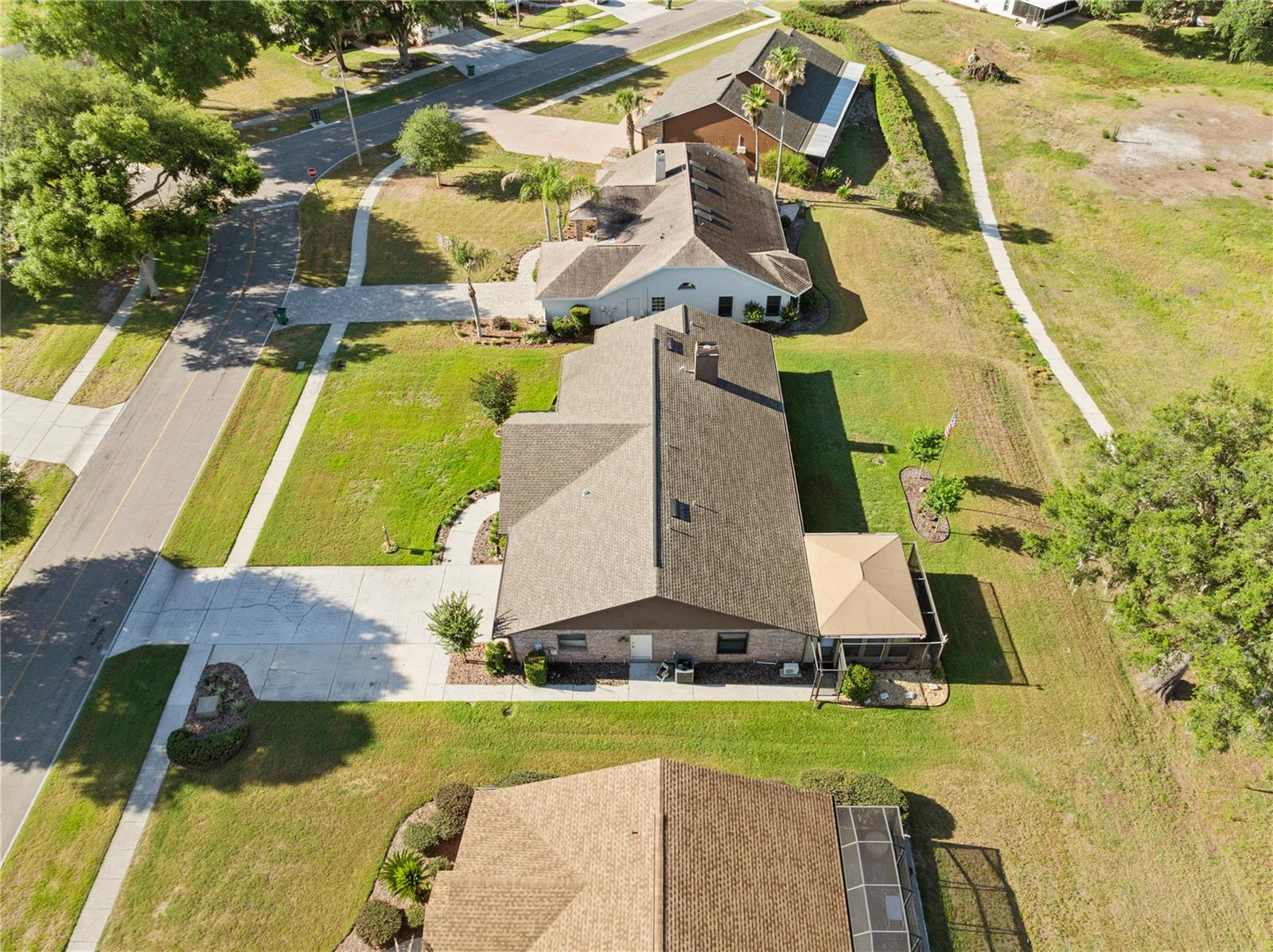 6219 HUNTINGTON DR, ZEPHYRHILLS, FL — photo 46