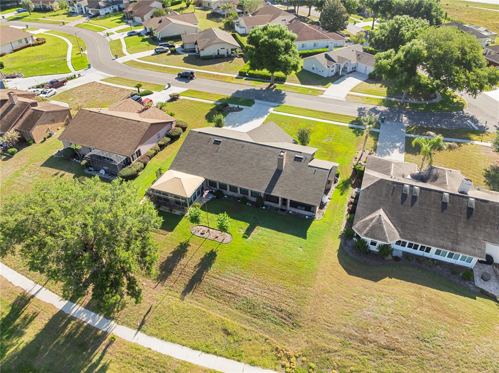 6219 HUNTINGTON DR, ZEPHYRHILLS, FL — photo 49