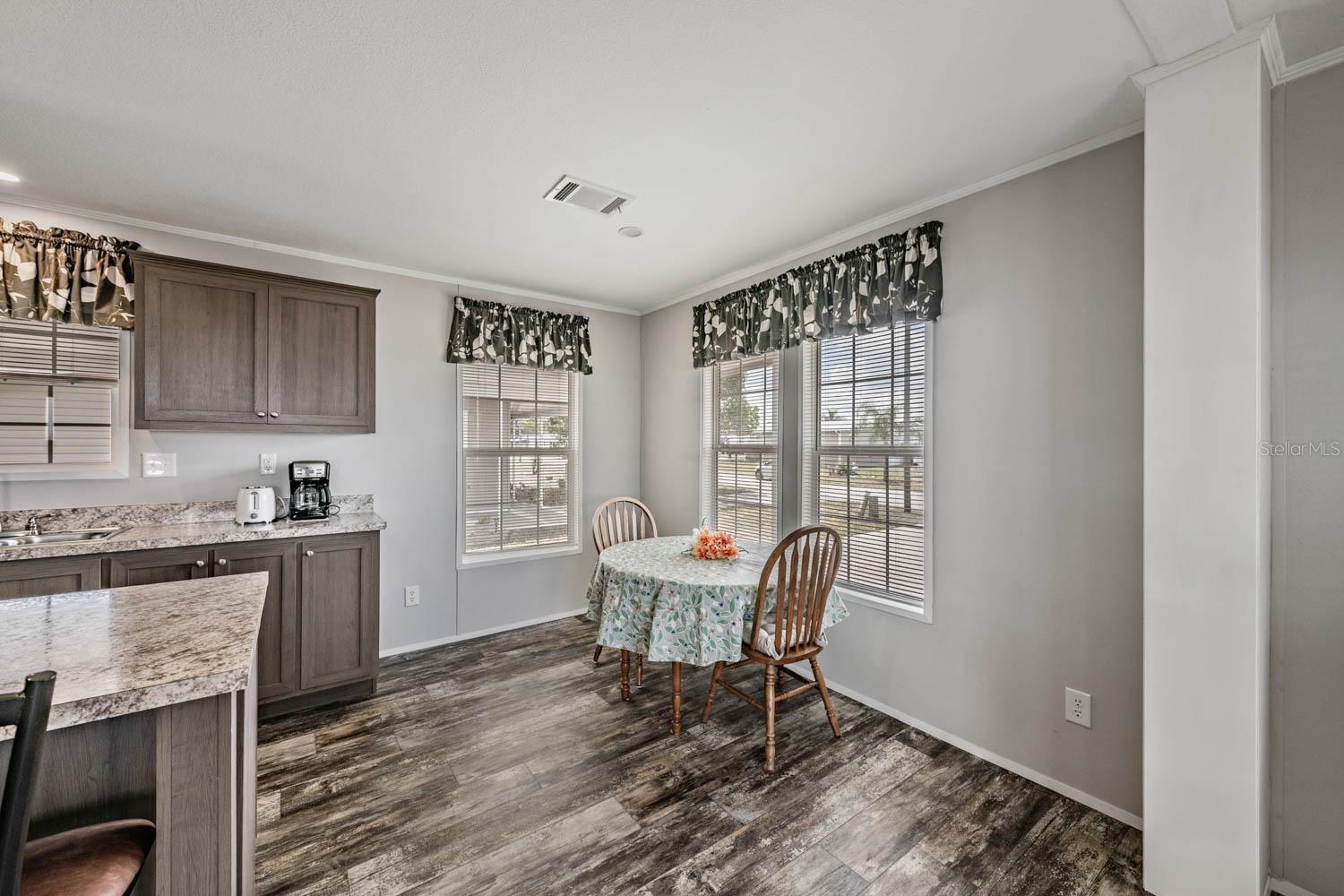 36747 LAKEWOOD DR, ZEPHYRHILLS, FL — photo 11