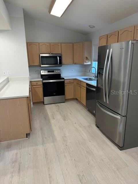 1525 CHALLENGER AVE, DAVENPORT, FL — photo 2