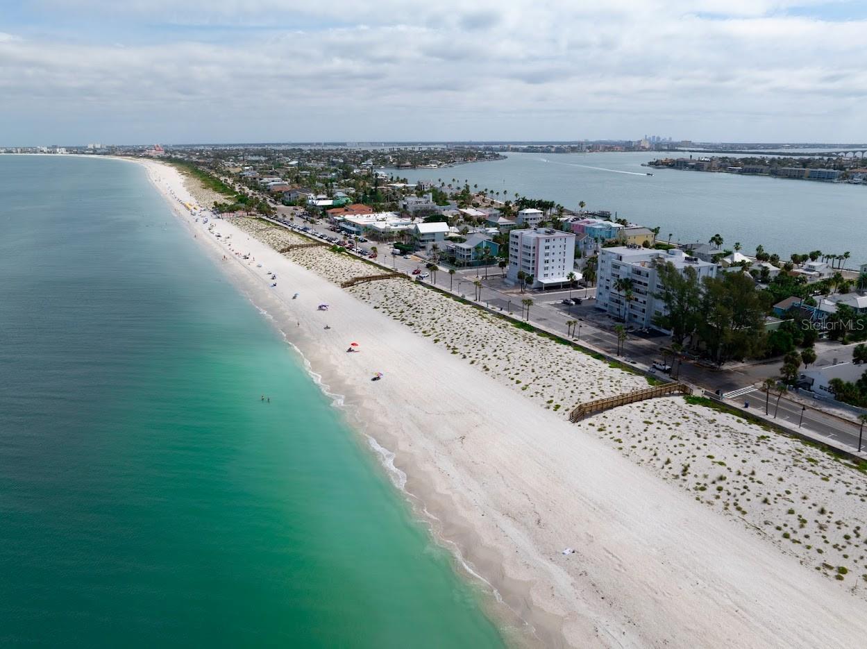 403 GULF WAY #601, ST PETE BEACH, FL — photo 30