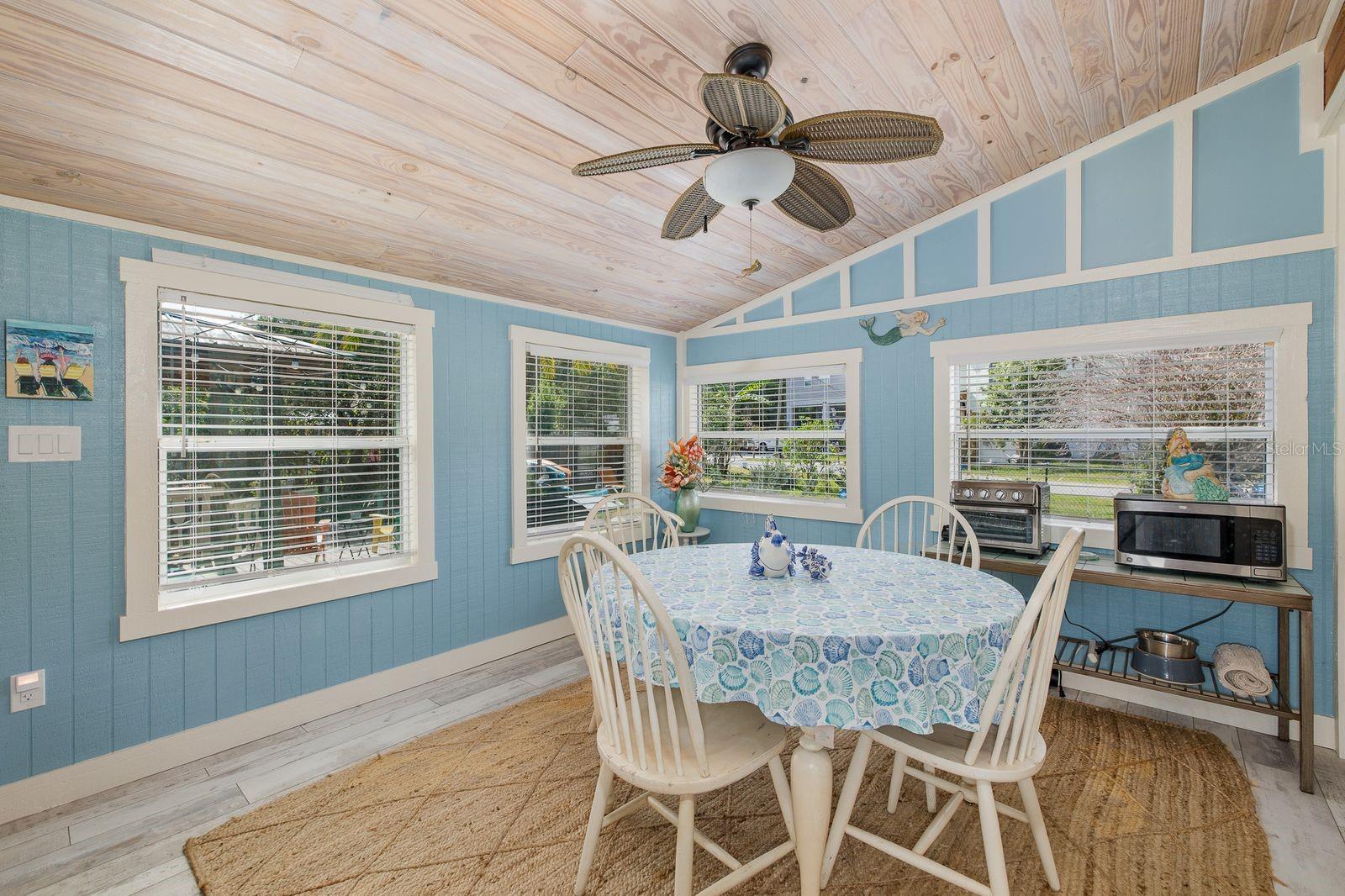 5473 DARLENE ST, WEEKI WACHEE, FL — photo 13