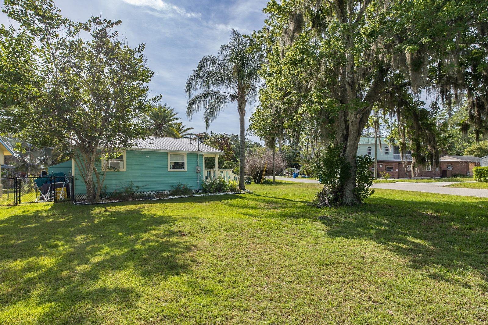 5473 DARLENE ST, WEEKI WACHEE, FL — photo 28
