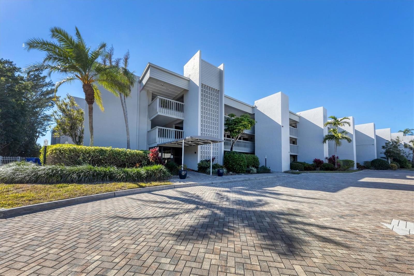 5757 GULF OF MEXICO DR #305, LONGBOAT KEY, FL — photo 6