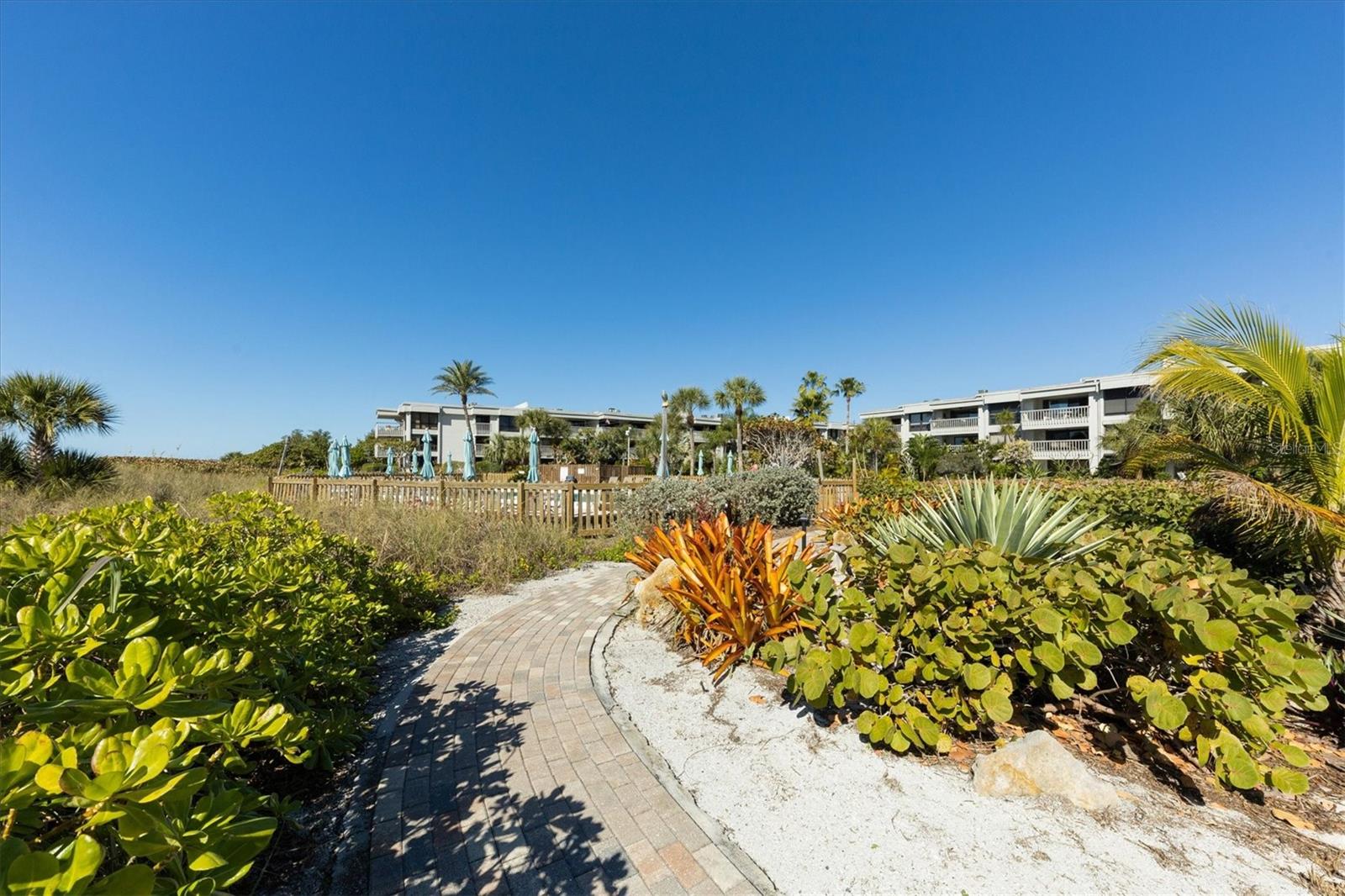 5757 GULF OF MEXICO DR #305, LONGBOAT KEY, FL — photo 34