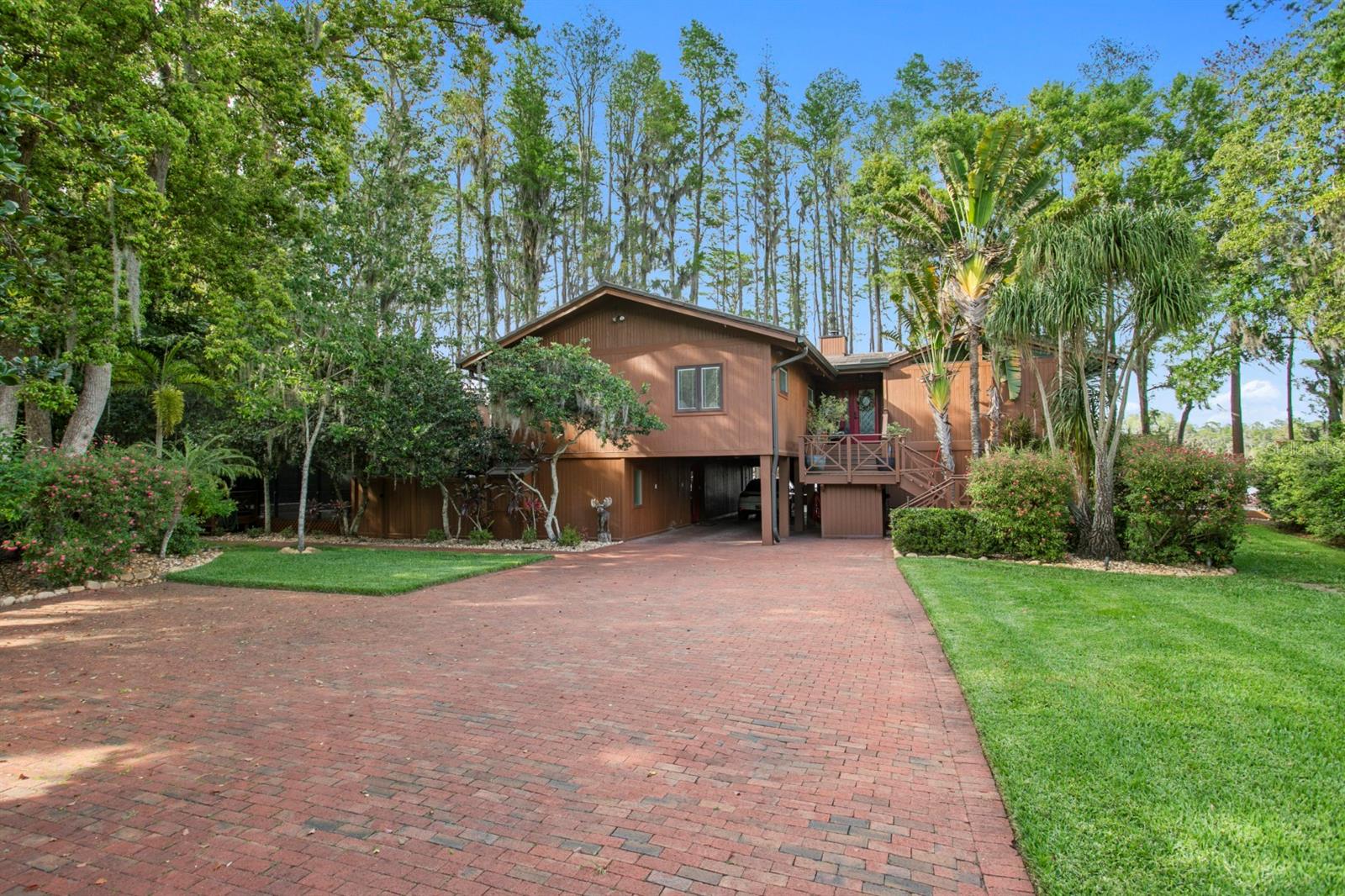 8817 ROBERTS RD, ODESSA, FL — photo 2