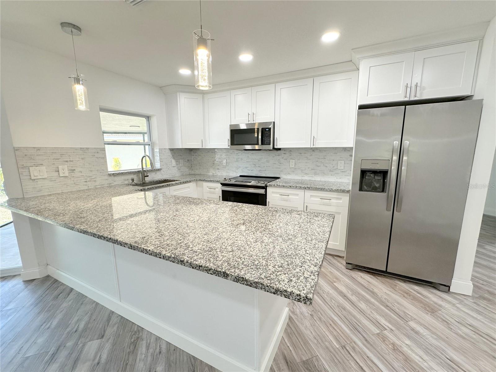 1081 HUMBOLDT ST, ENGLEWOOD, FL — photo 12