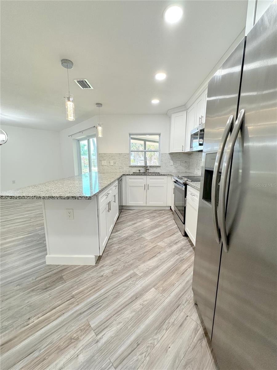 1081 HUMBOLDT ST, ENGLEWOOD, FL — photo 13