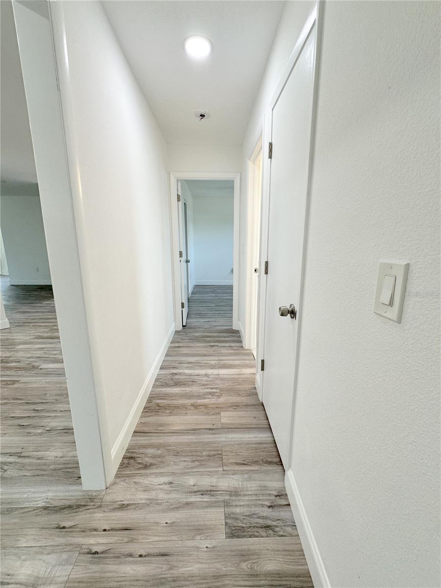 1081 HUMBOLDT ST, ENGLEWOOD, FL — photo 16