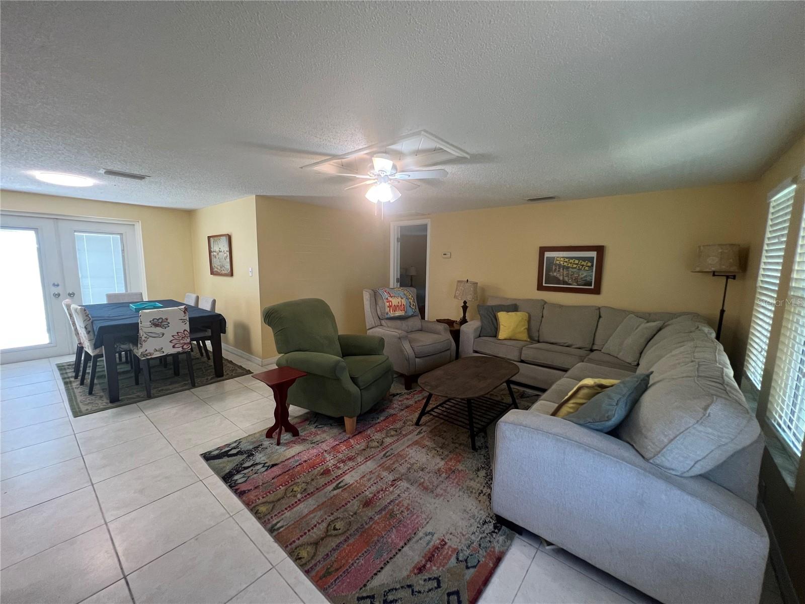 650 HARTFORD DR NW, PORT CHARLOTTE, FL — photo 3