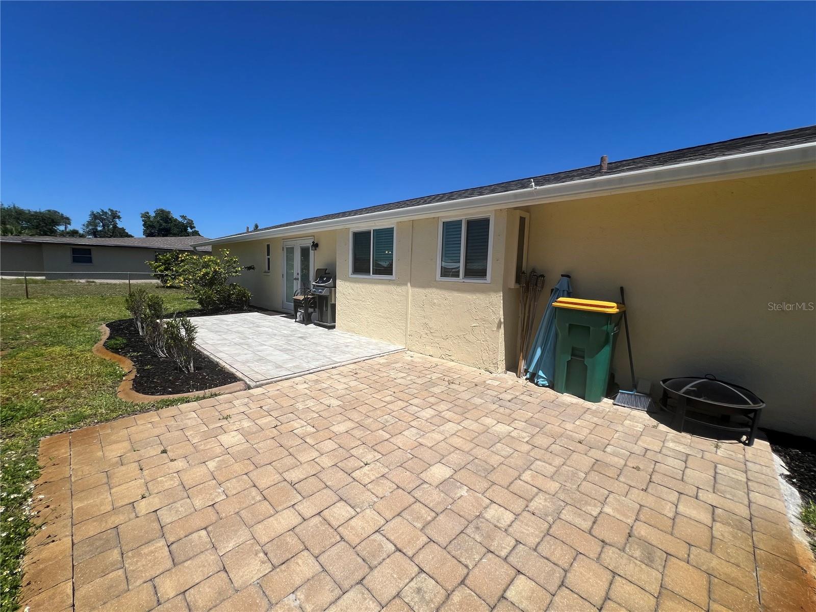 650 HARTFORD DR NW, PORT CHARLOTTE, FL — photo 30