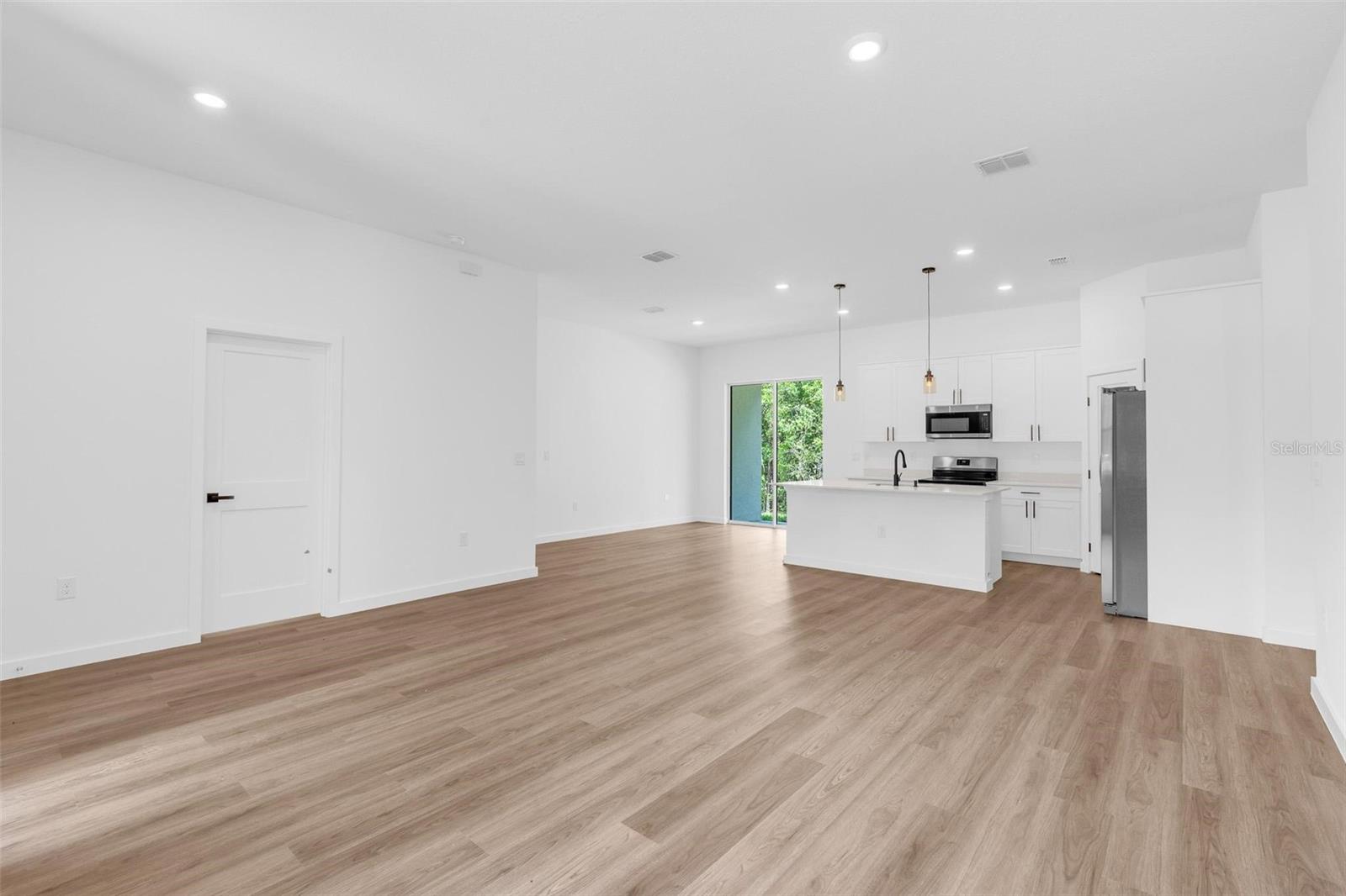 9651 W PINEVIEW WAY, DUNNELLON, FL — photo 9