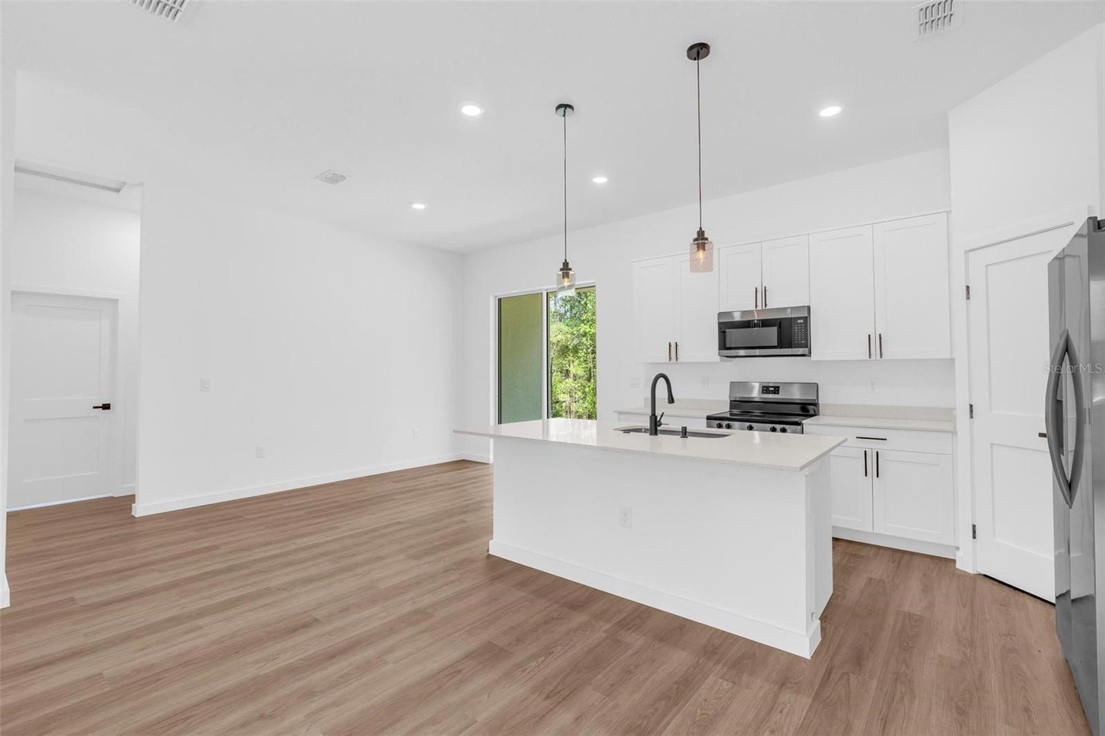 9651 W PINEVIEW WAY, DUNNELLON, FL — photo 15