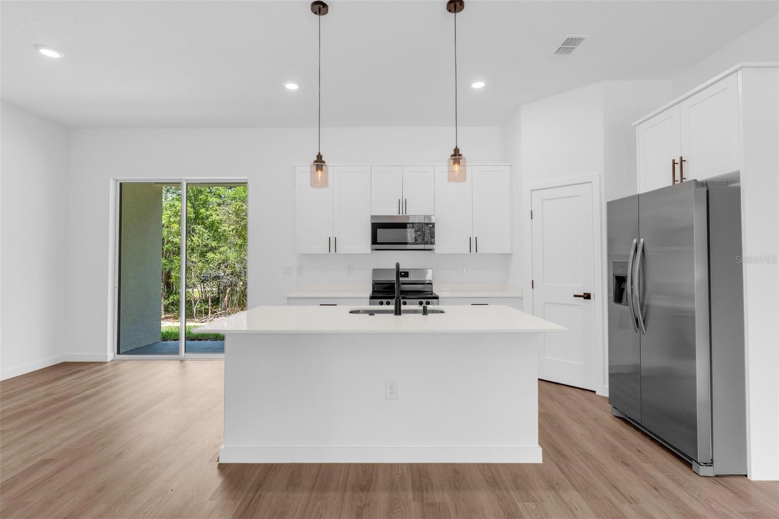 9651 W PINEVIEW WAY, DUNNELLON, FL — photo 16