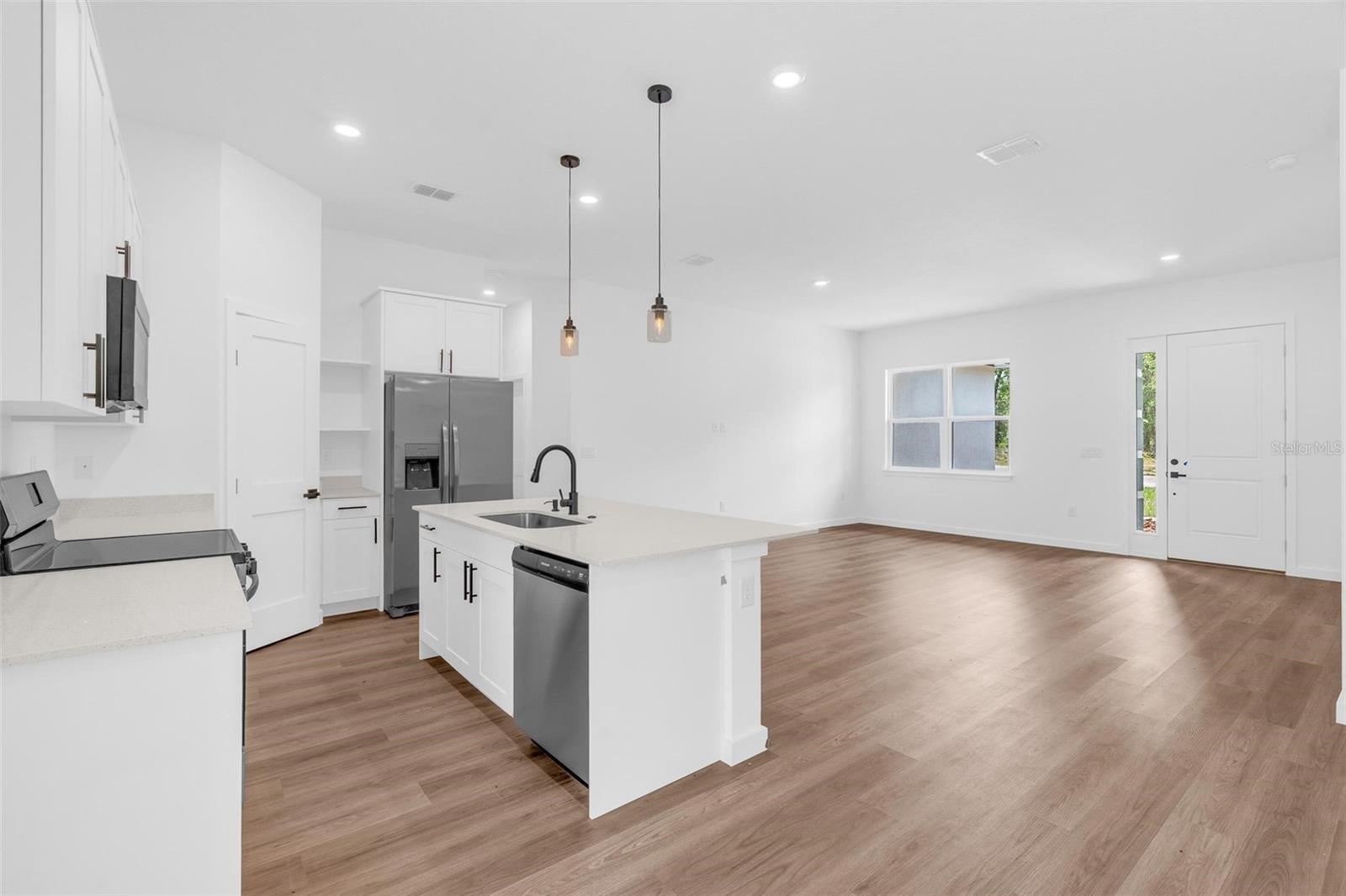 9651 W PINEVIEW WAY, DUNNELLON, FL — photo 19