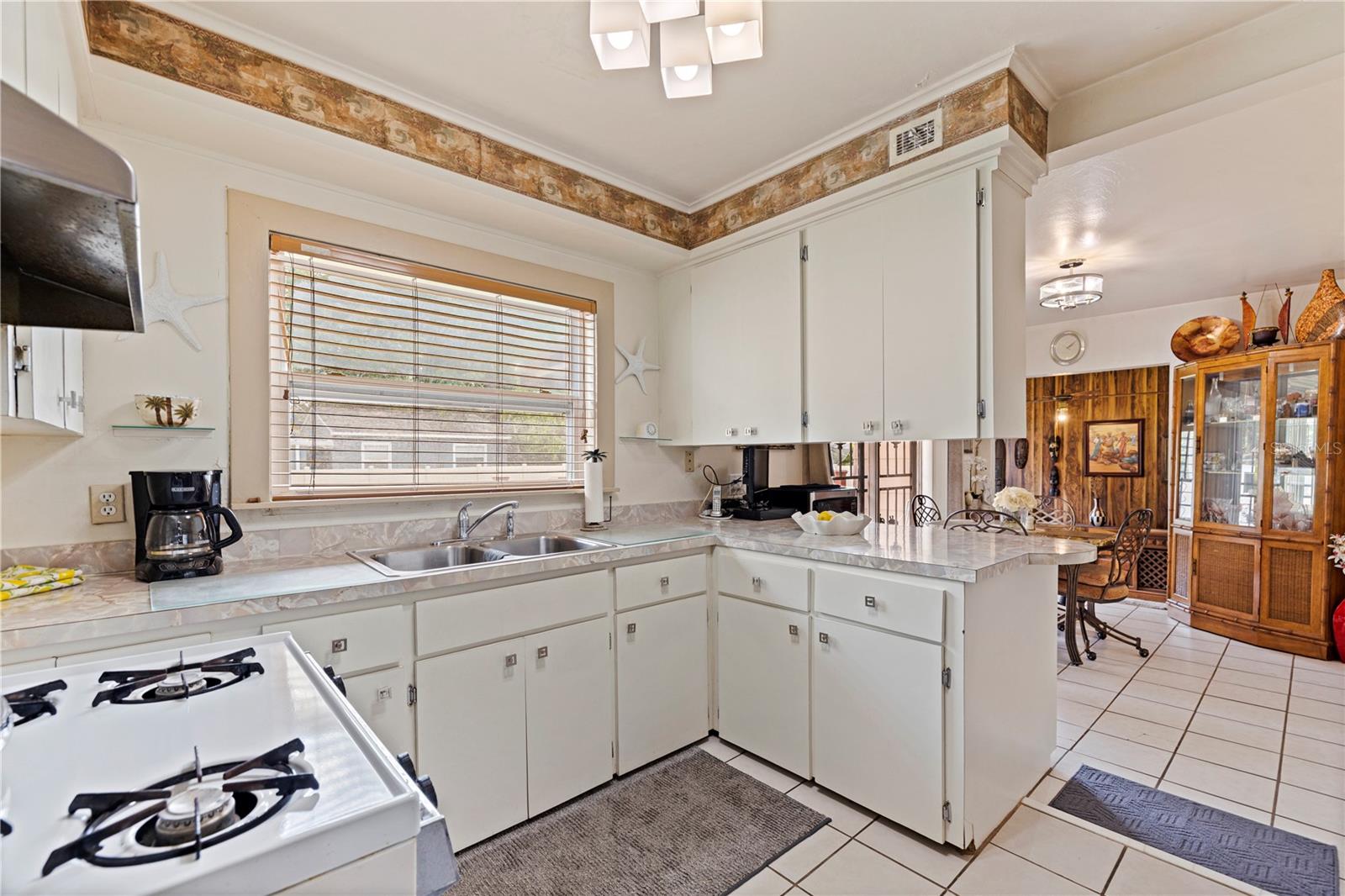 726 17TH AVE S, ST PETERSBURG, FL — photo 12
