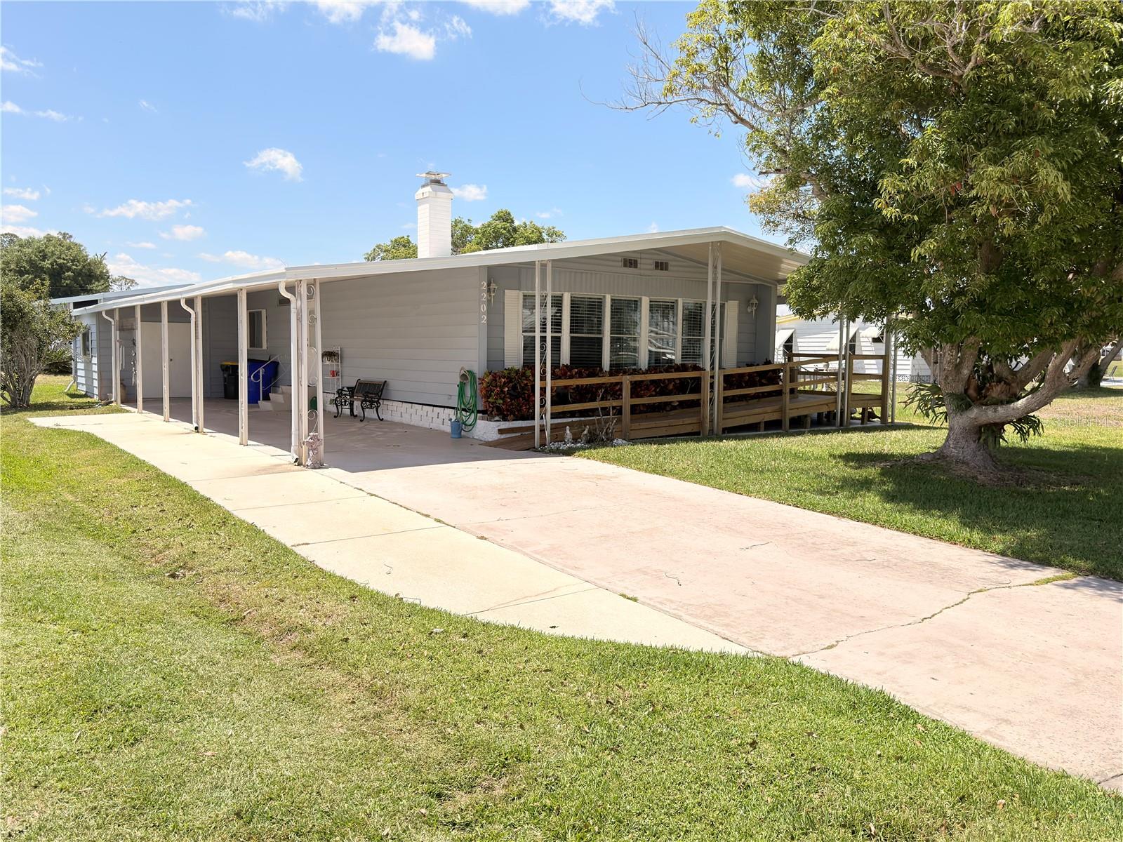 2202 BAHAMA RD W, SEBRING, FL