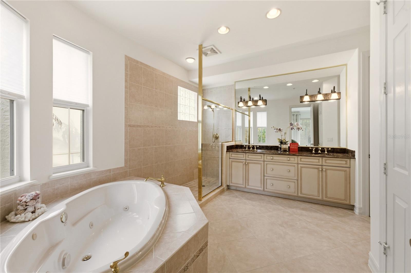 2843 TIBURON BLVD E #7-102, NAPLES, FL — photo 28