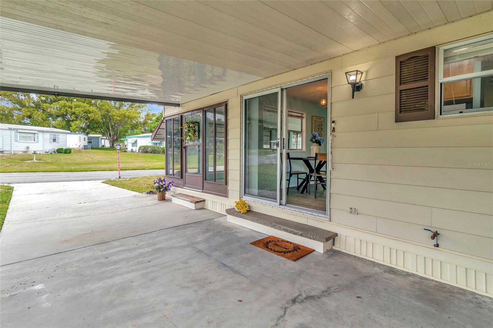2011 WHITE OAK LN #20, ZELLWOOD, FL — photo 3