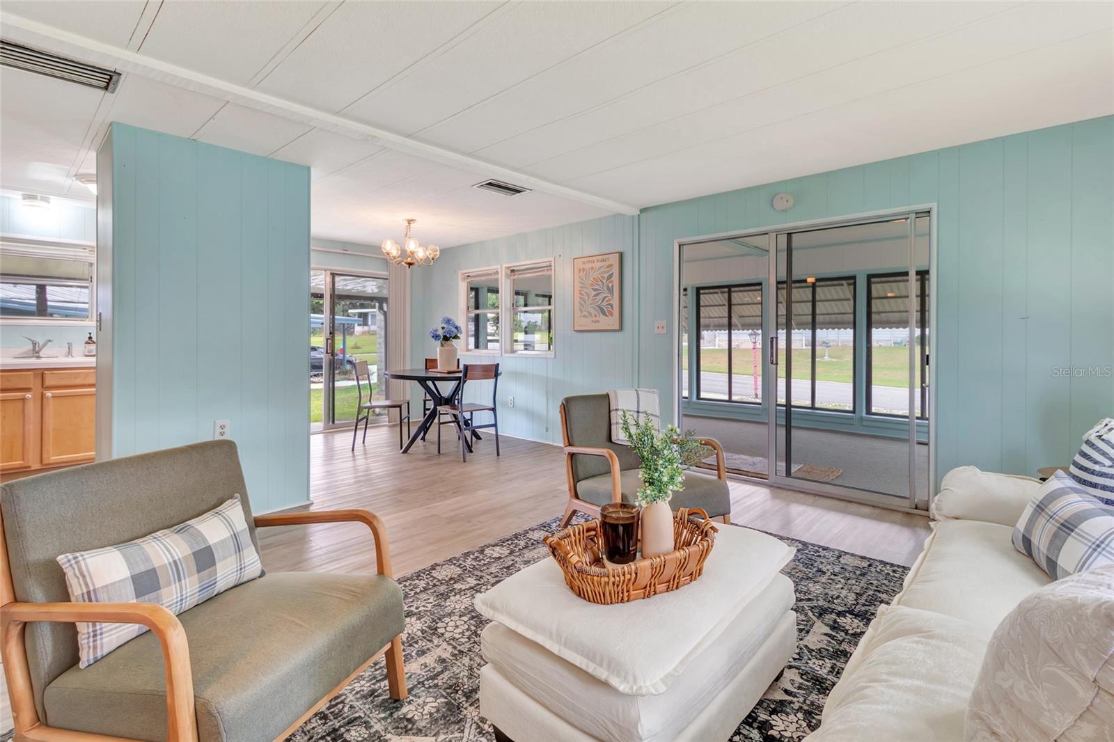 2011 WHITE OAK LN #20, ZELLWOOD, FL — photo 9