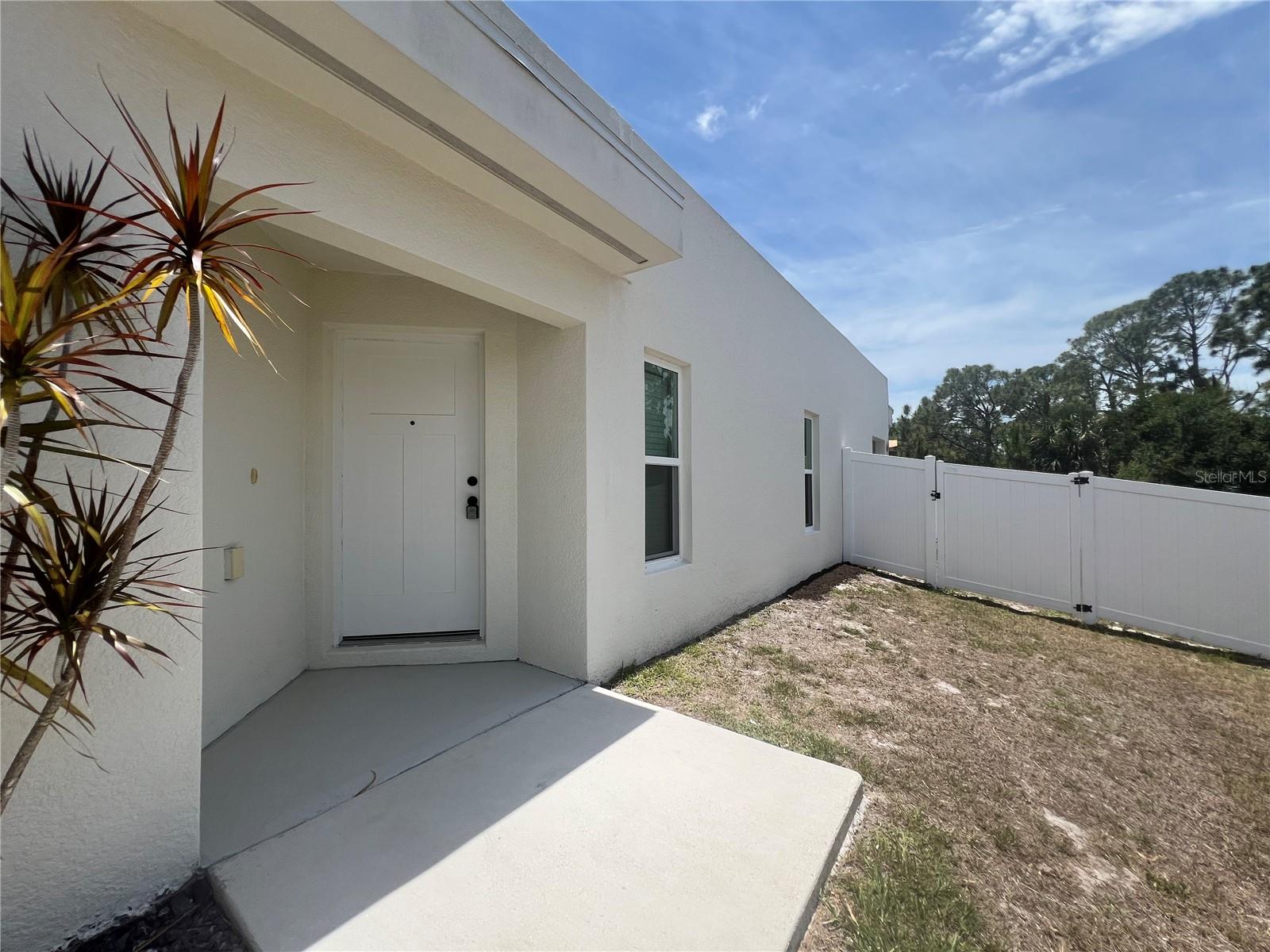 12073 HENLEY AVE, PORT CHARLOTTE, FL — photo 5