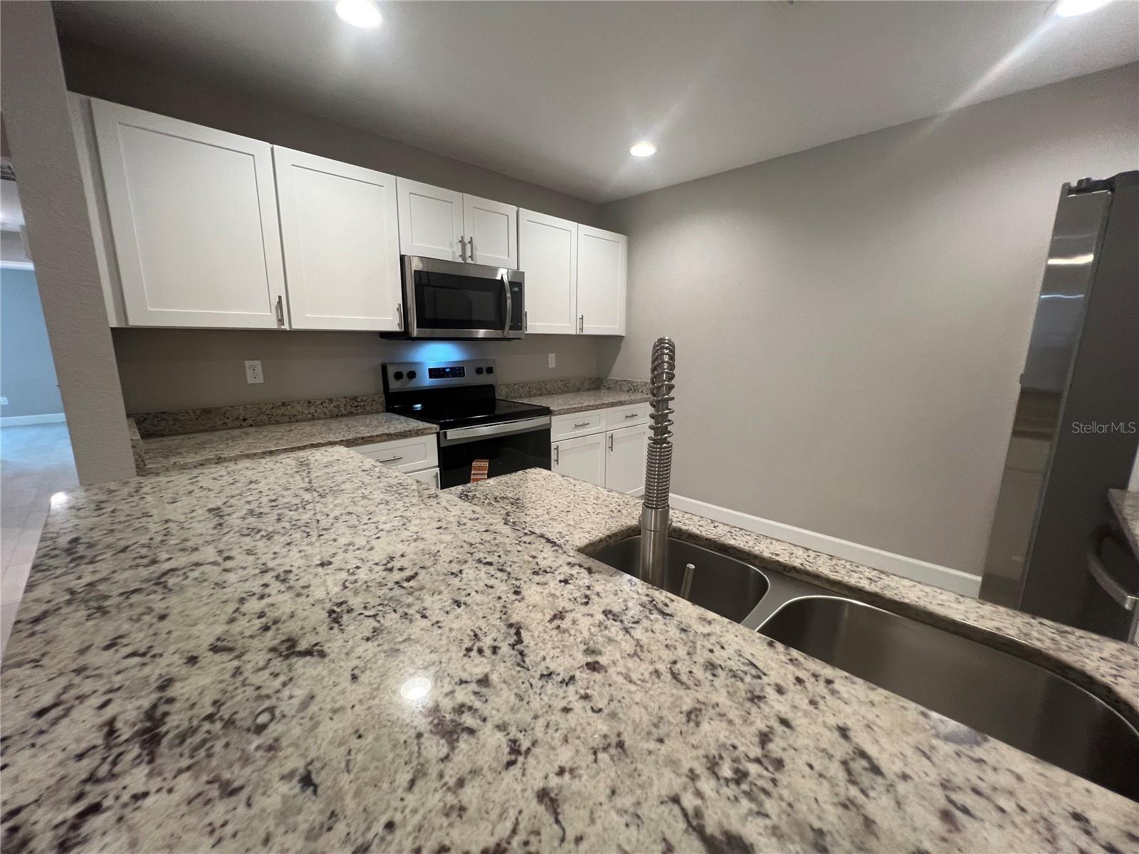 12073 HENLEY AVE, PORT CHARLOTTE, FL — photo 12