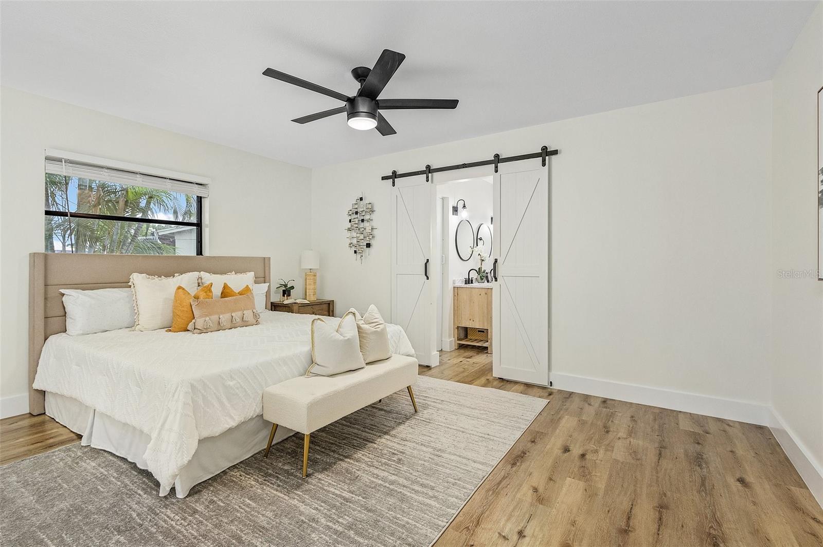 191 CASA LN, PUNTA GORDA, FL — photo 2