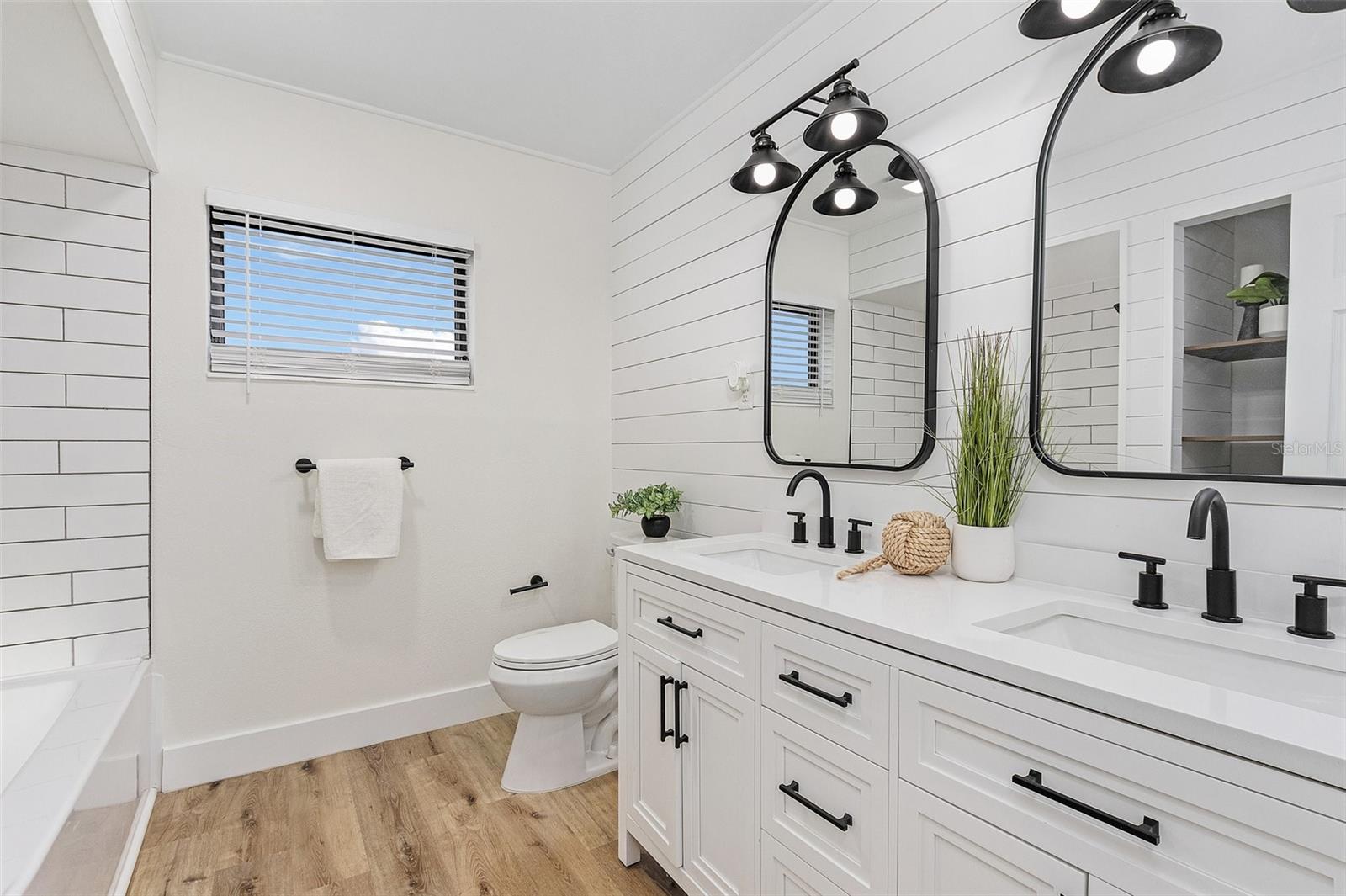 191 CASA LN, PUNTA GORDA, FL — photo 4