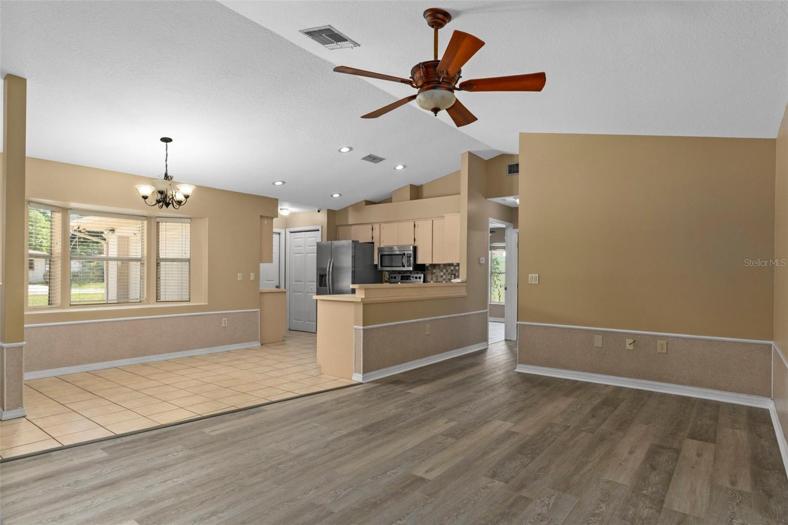 6236 W PINEDALE CIR, CRYSTAL RIVER, FL — photo 11