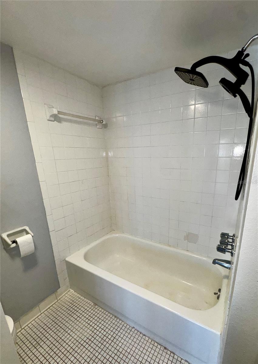 1130 N LAKE PARKER AVE #E332, LAKELAND, FL — photo 19