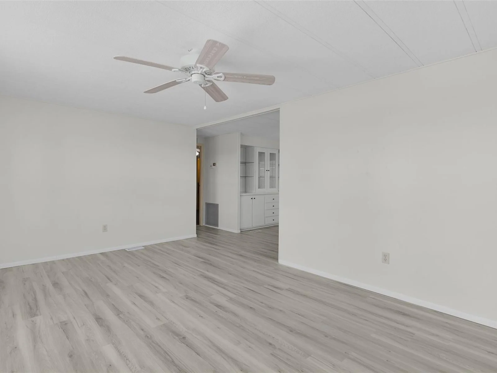 30 RIVERVIEW DR, FRUITLAND PARK, FL — photo 34