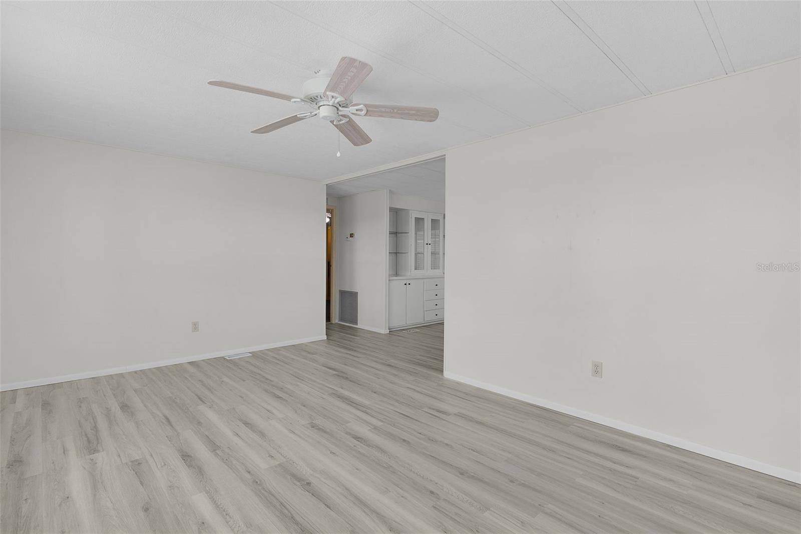 30 RIVERVIEW DR, FRUITLAND PARK, FL — photo 33