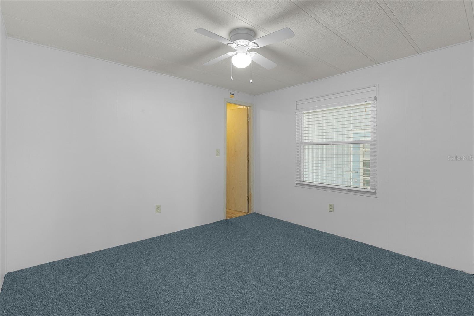 30 RIVERVIEW DR, FRUITLAND PARK, FL — photo 47