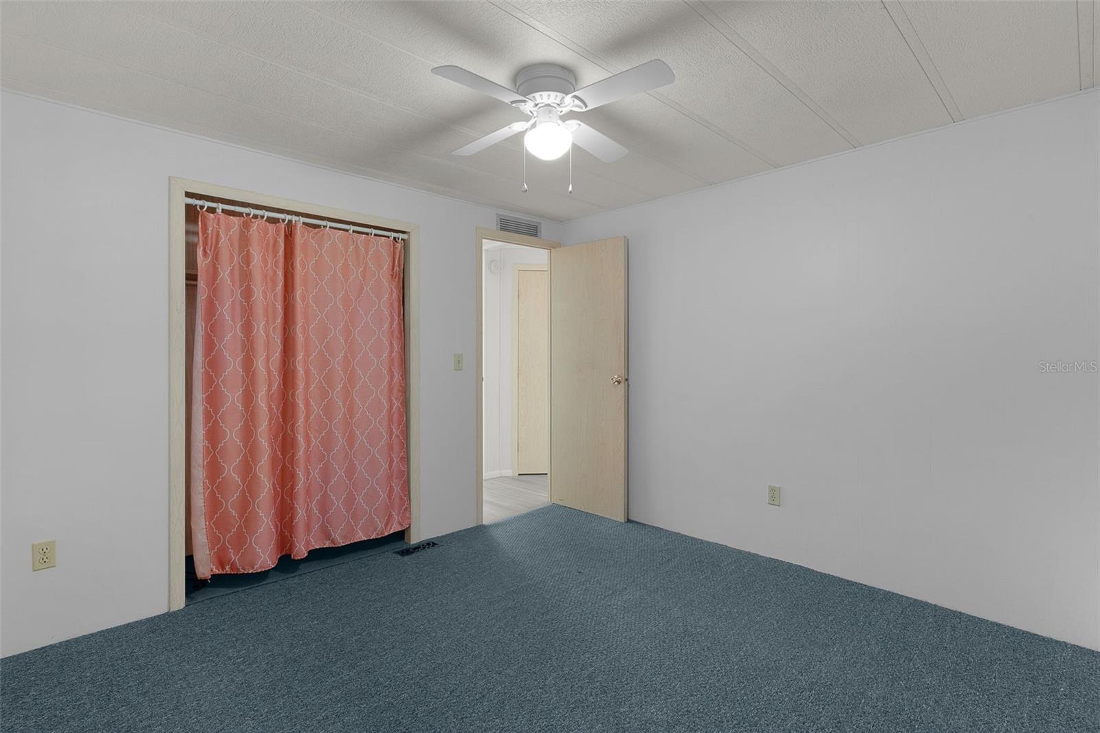 30 RIVERVIEW DR, FRUITLAND PARK, FL — photo 49