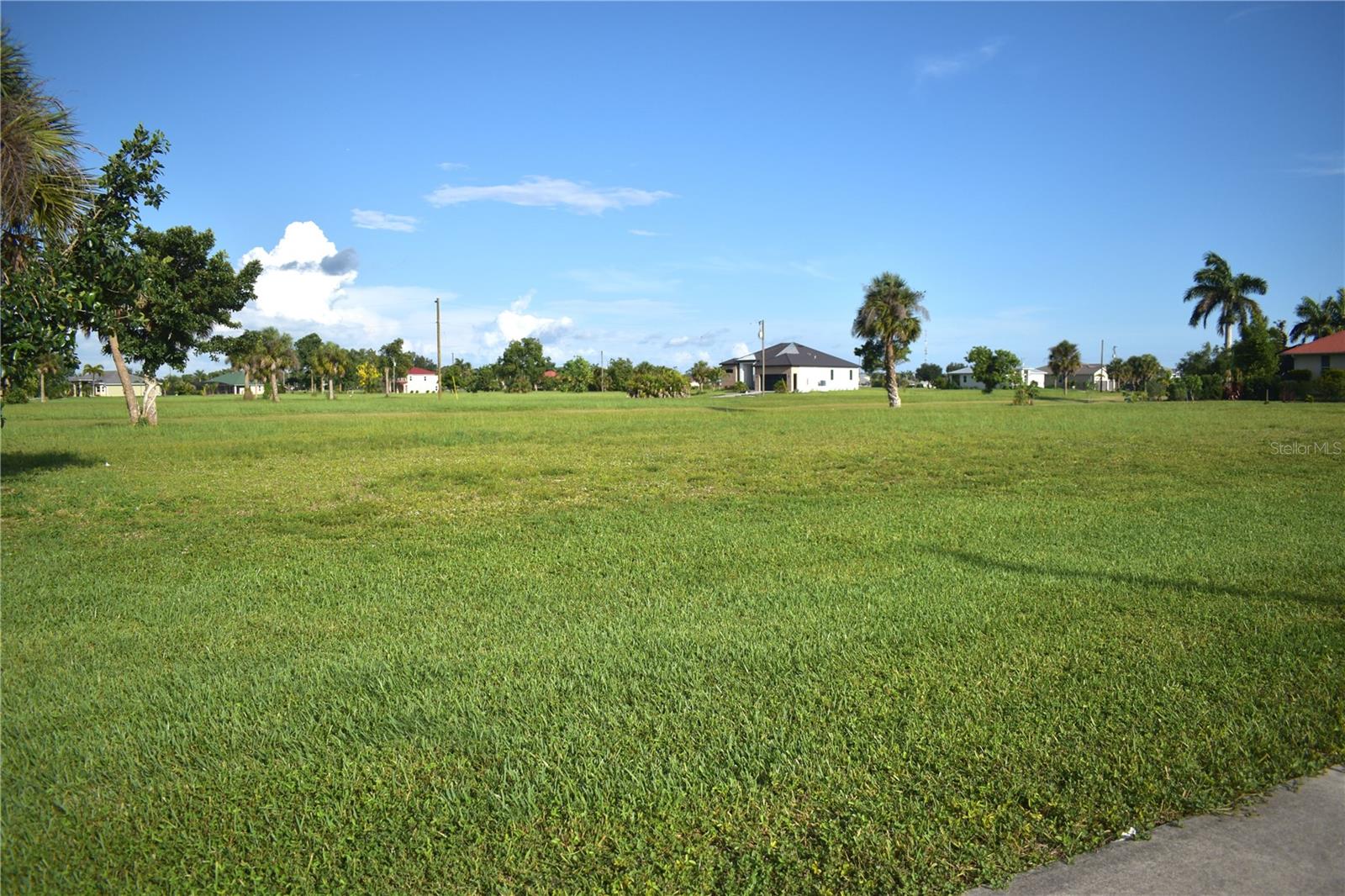16298 CAPE HORN BLVD, PUNTA GORDA, FL — photo 2