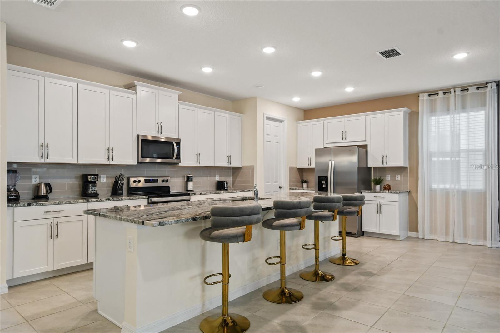 8905 COCONUT BREEZE DR, KISSIMMEE, FL — photo 6
