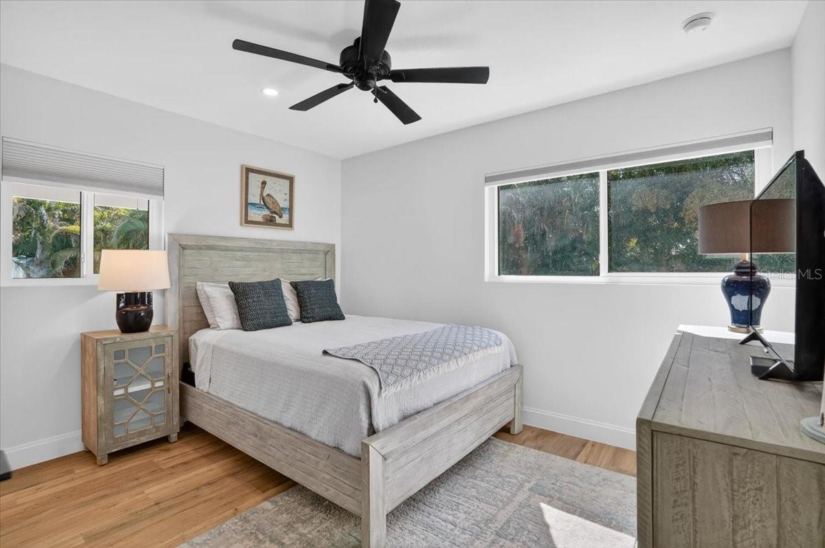 2201 WEBBER ST, SARASOTA, FL — photo 31