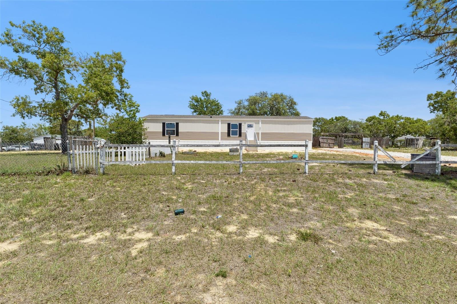 2861 FAST TROT TRL, LAKE WALES, FL