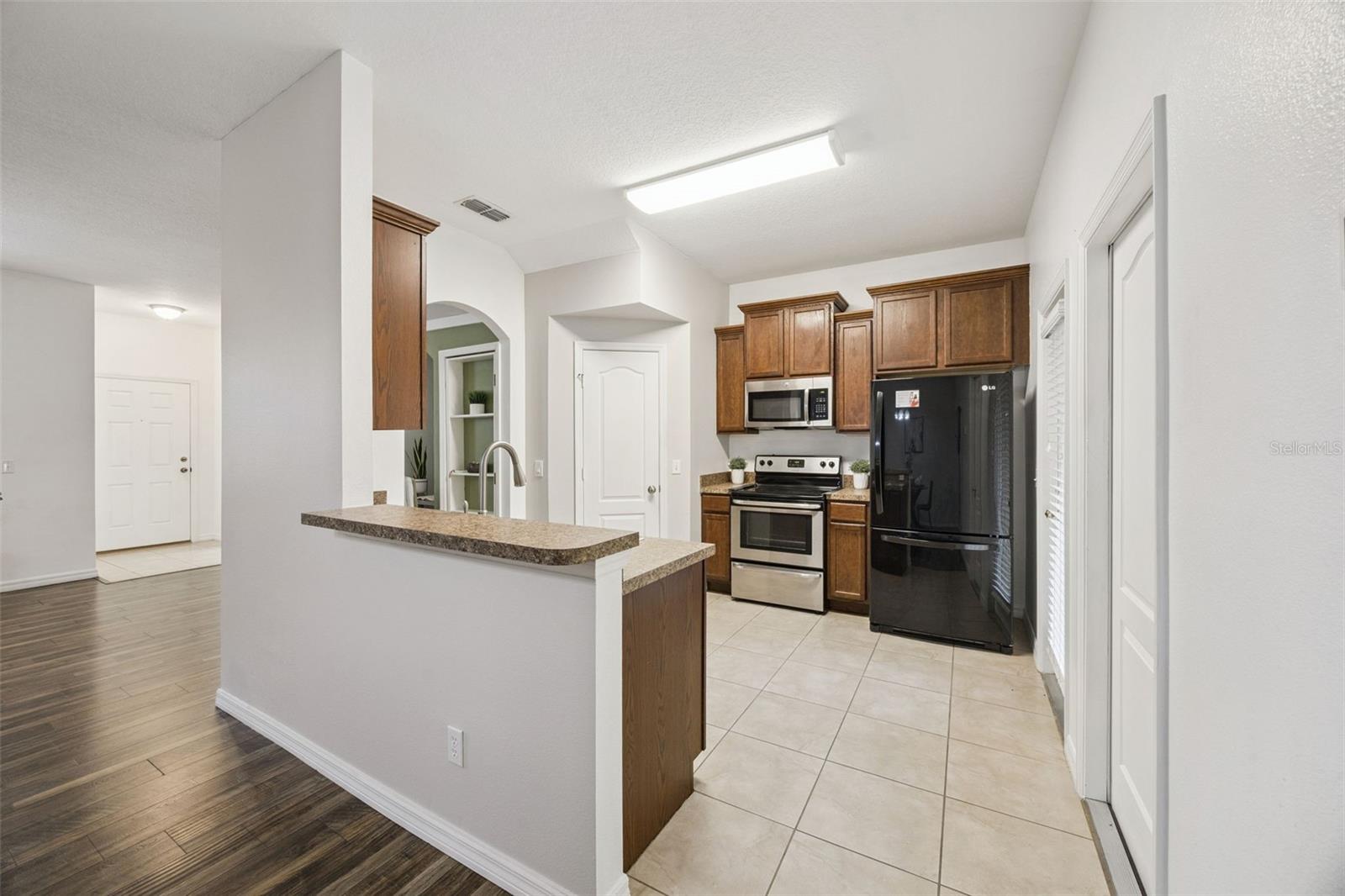 1732 BUCKEYE FALLS WAY, ORLANDO, FL — photo 9