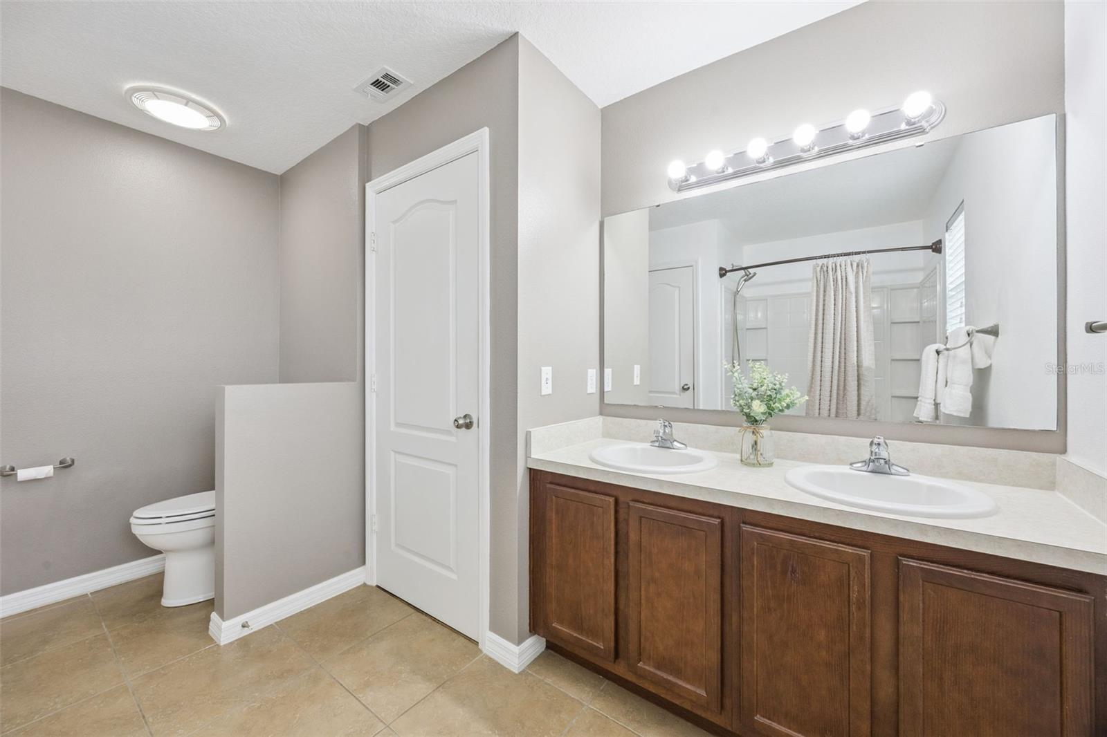 1732 BUCKEYE FALLS WAY, ORLANDO, FL — photo 16