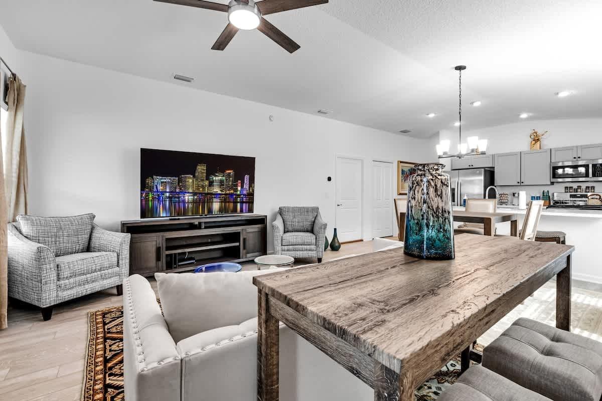 699 JOSEPH WAY, THE VILLAGES, FL — photo 9