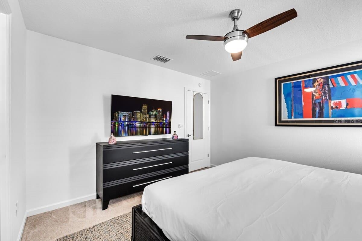 699 JOSEPH WAY, THE VILLAGES, FL — photo 29