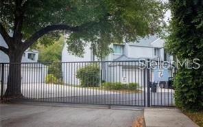 9726 TIFFANY OAKS LN #9726, TAMPA, FL