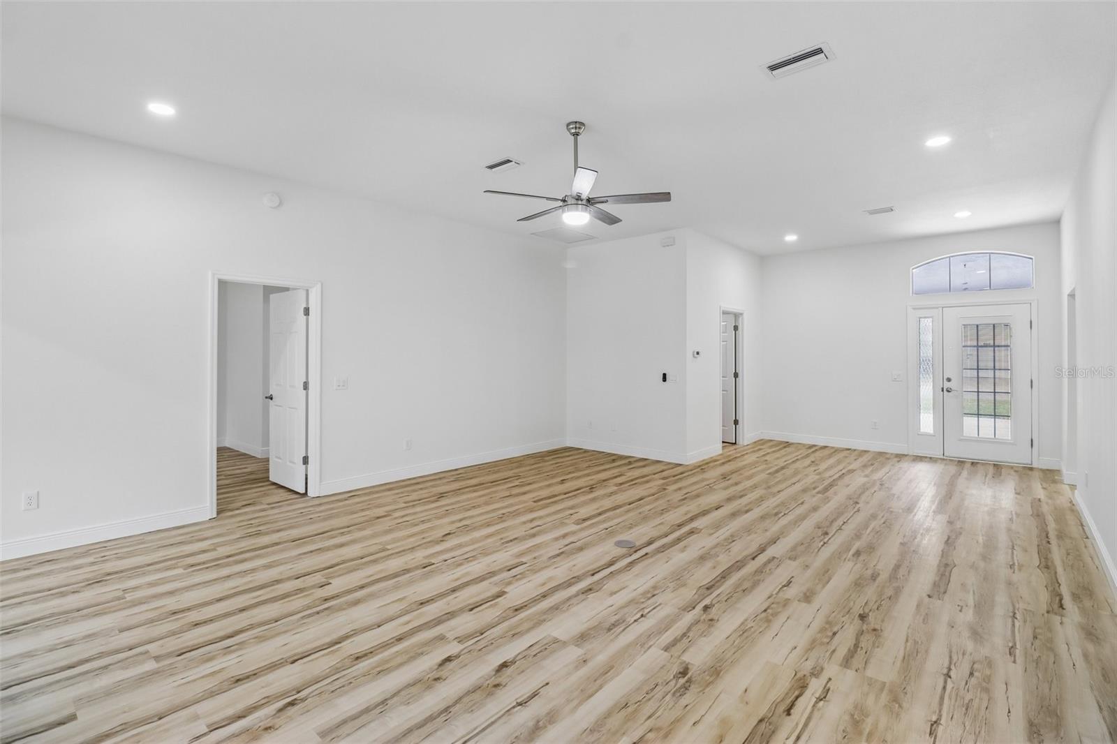 207 DESOTA CT, THE VILLAGES, FL — photo 12
