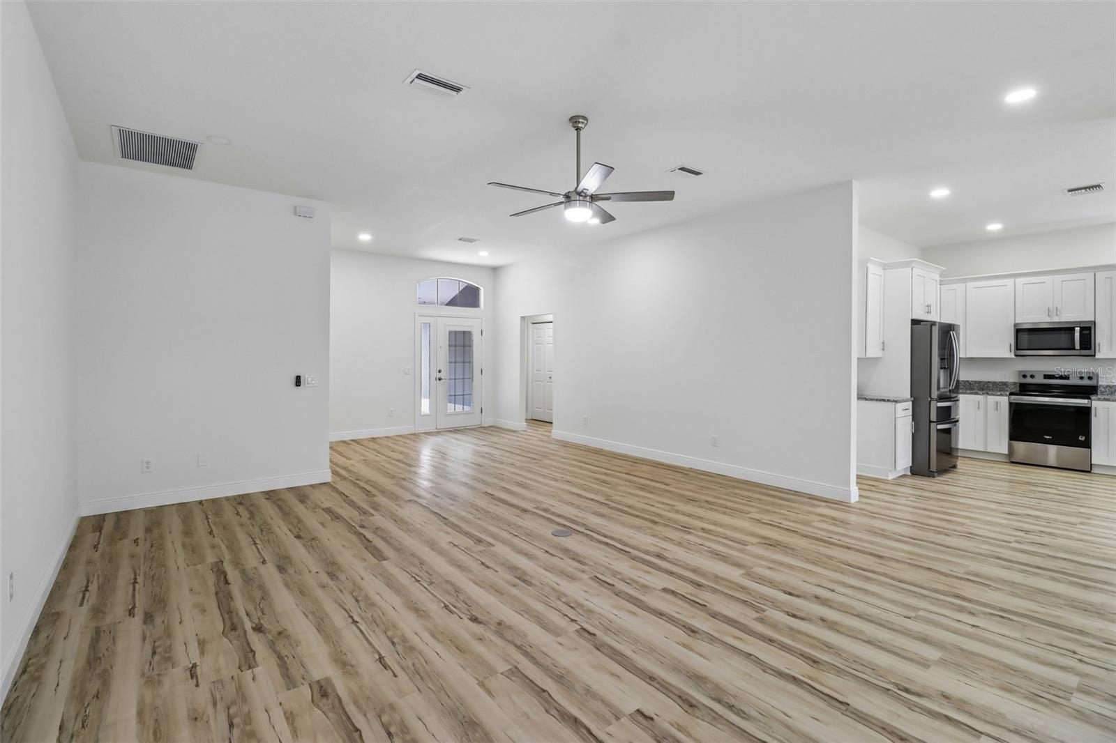 207 DESOTA CT, THE VILLAGES, FL — photo 14