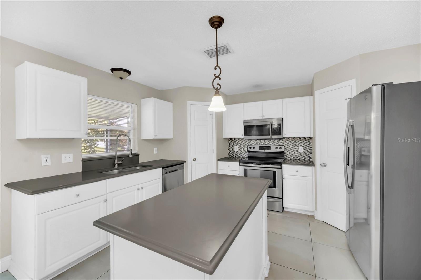2120 MARISOL LOOP, KISSIMMEE, FL — photo 14