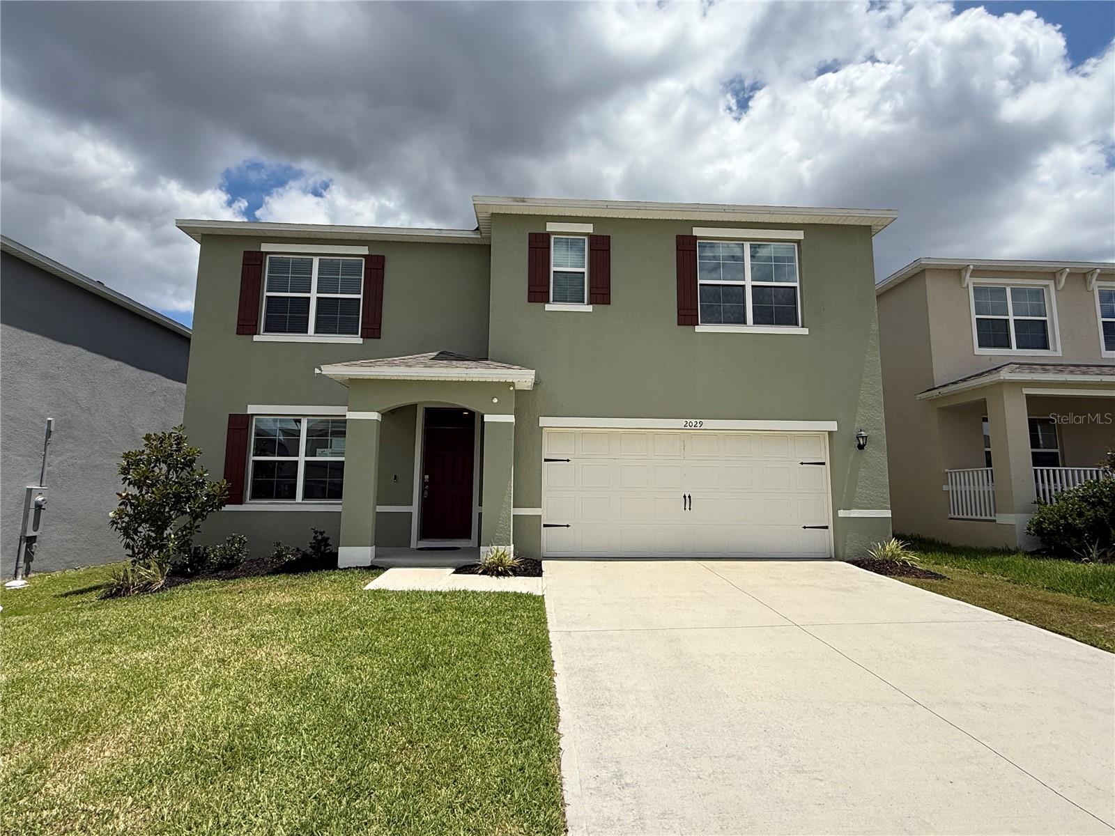 2029 MAPLE RIDGE DR, ZELLWOOD, FL