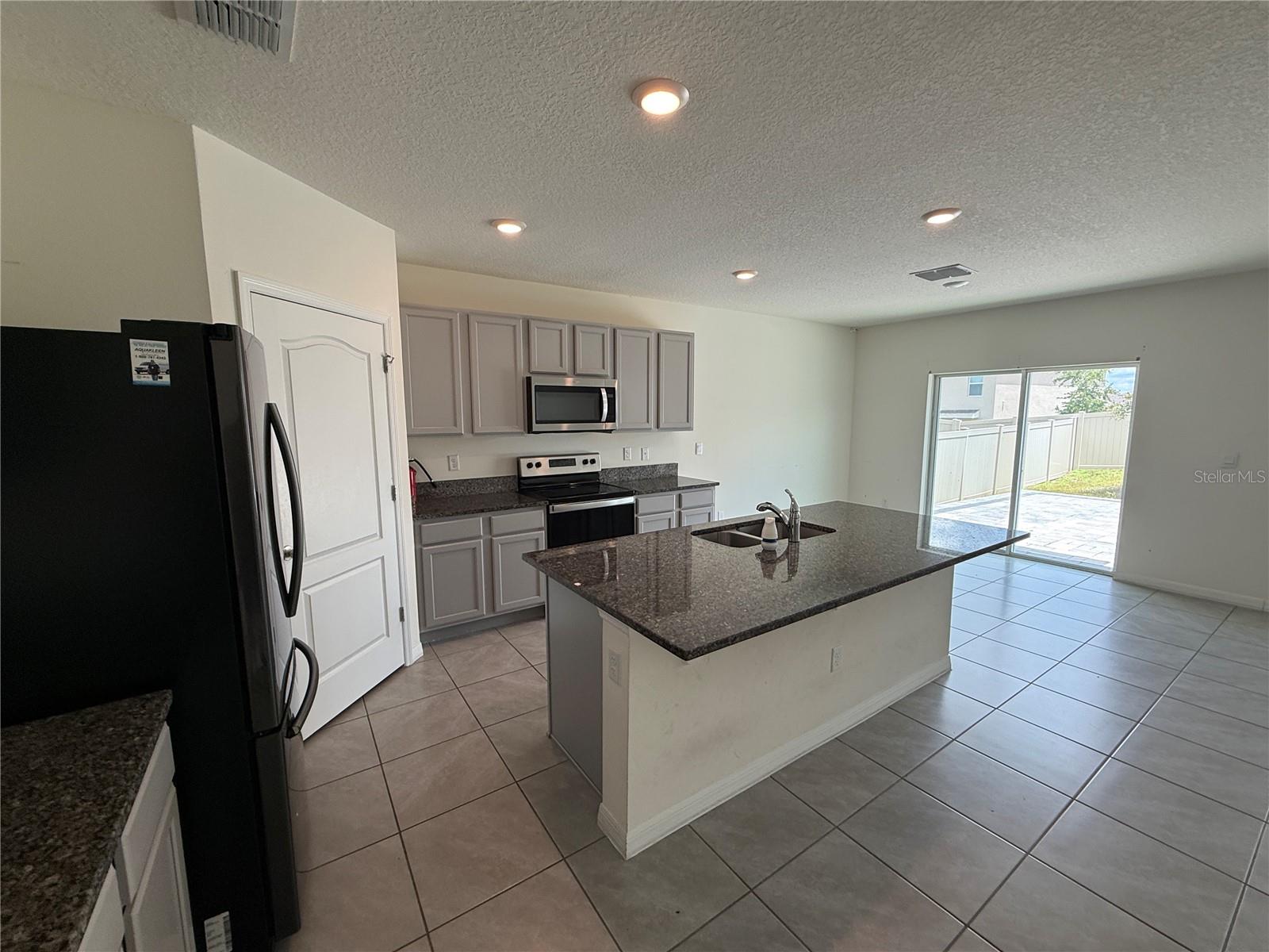 2029 MAPLE RIDGE DR, ZELLWOOD, FL — photo 4